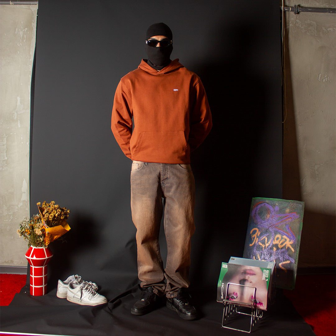 Nasıl Giyiniriz? Giyinmenin Günlük Hali Üzerine