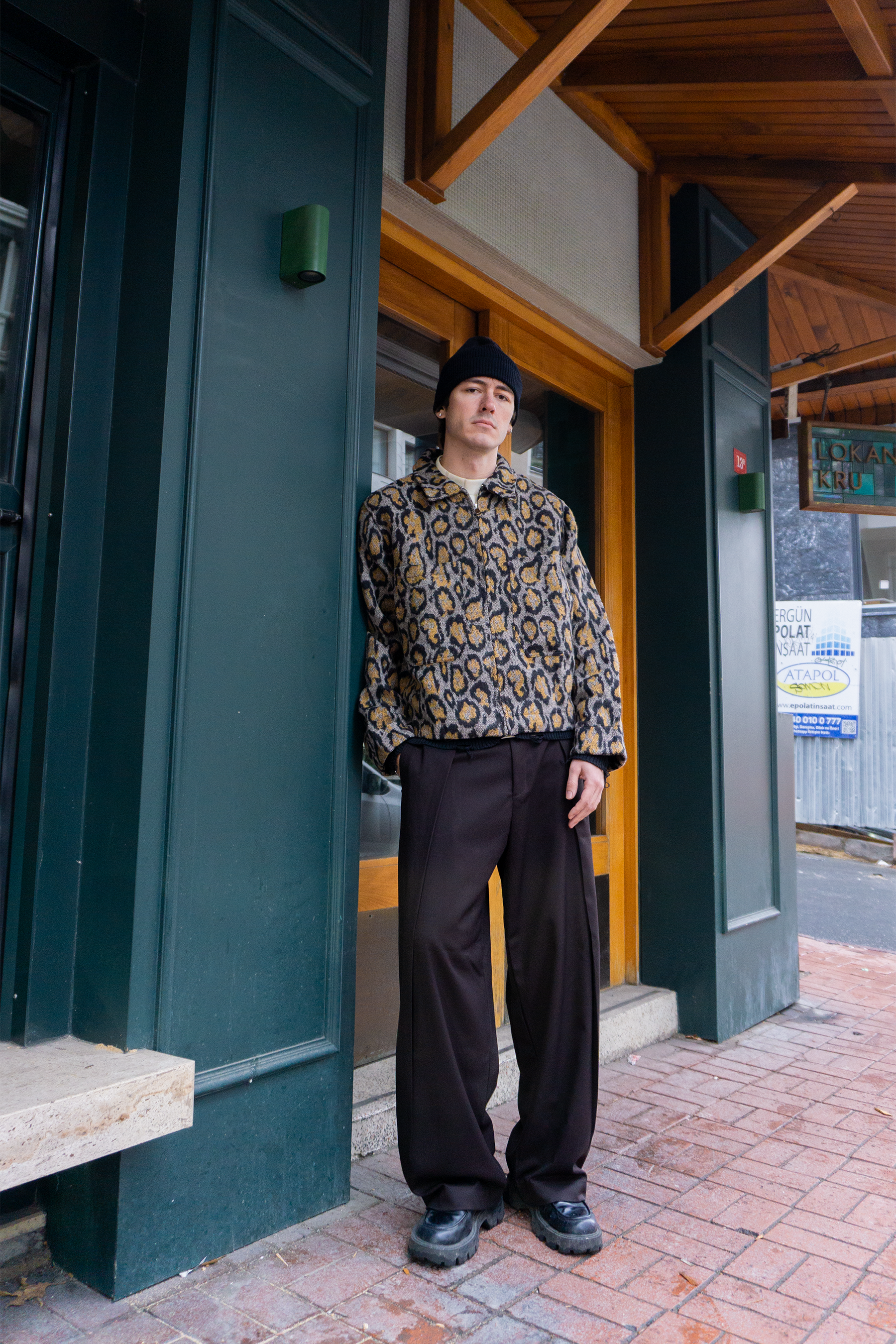 Leopar Desenli Kaşe Crop Ceket