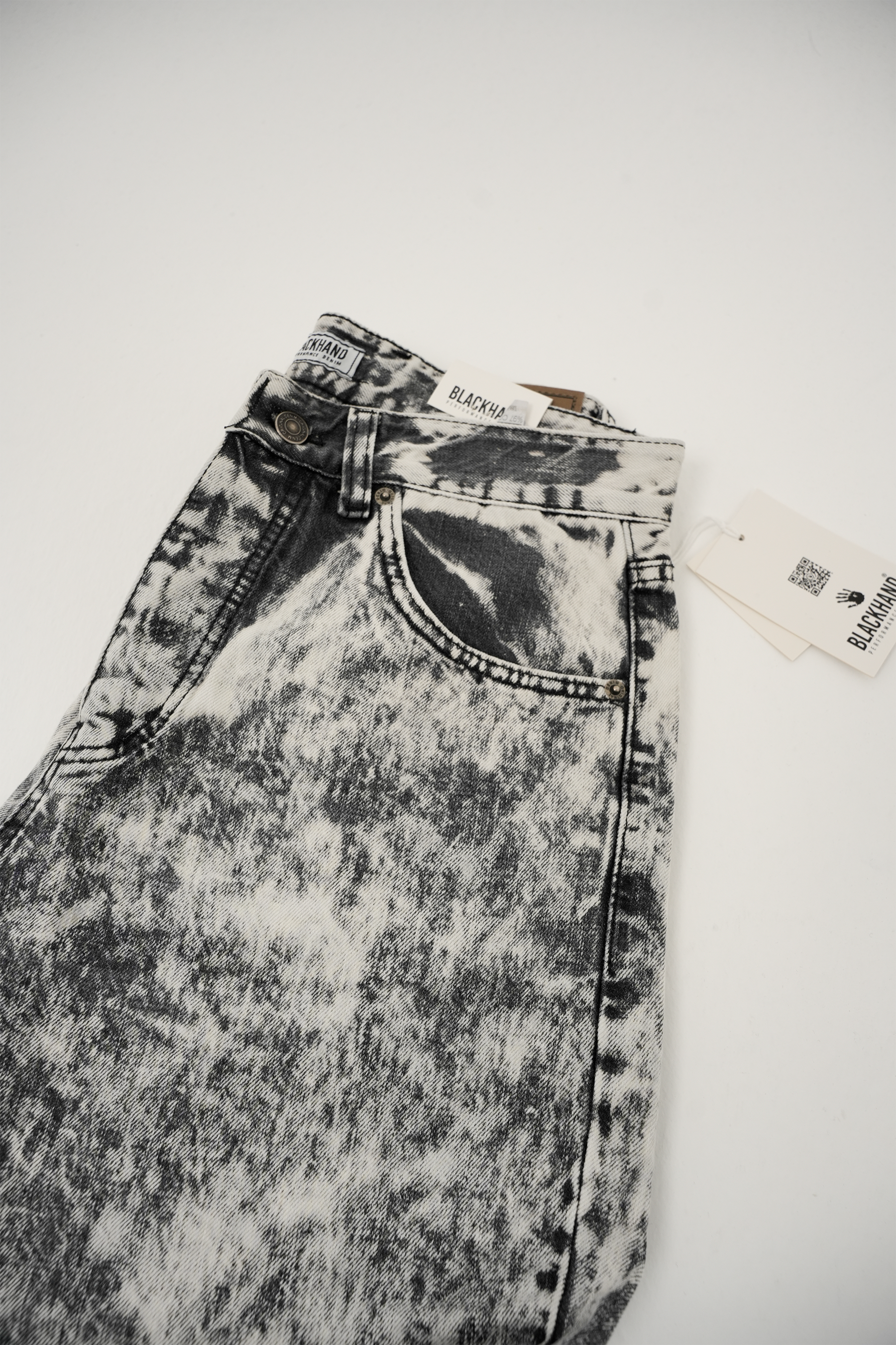 Gri Siyah Yıkamalı Tasarım Jean Pantolon