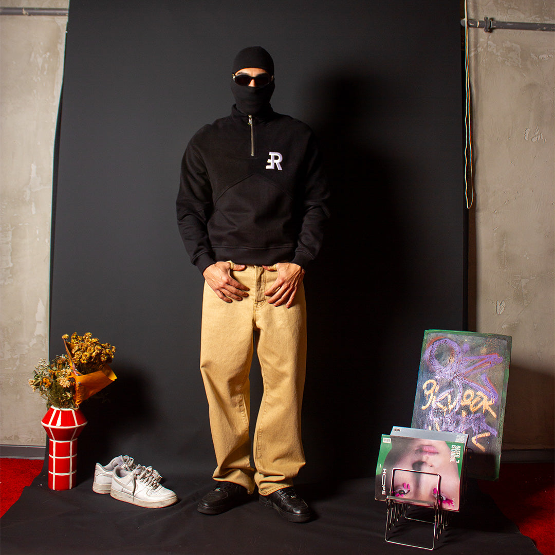 RETERNITY 1/4 ZIP SWEATSHIRT