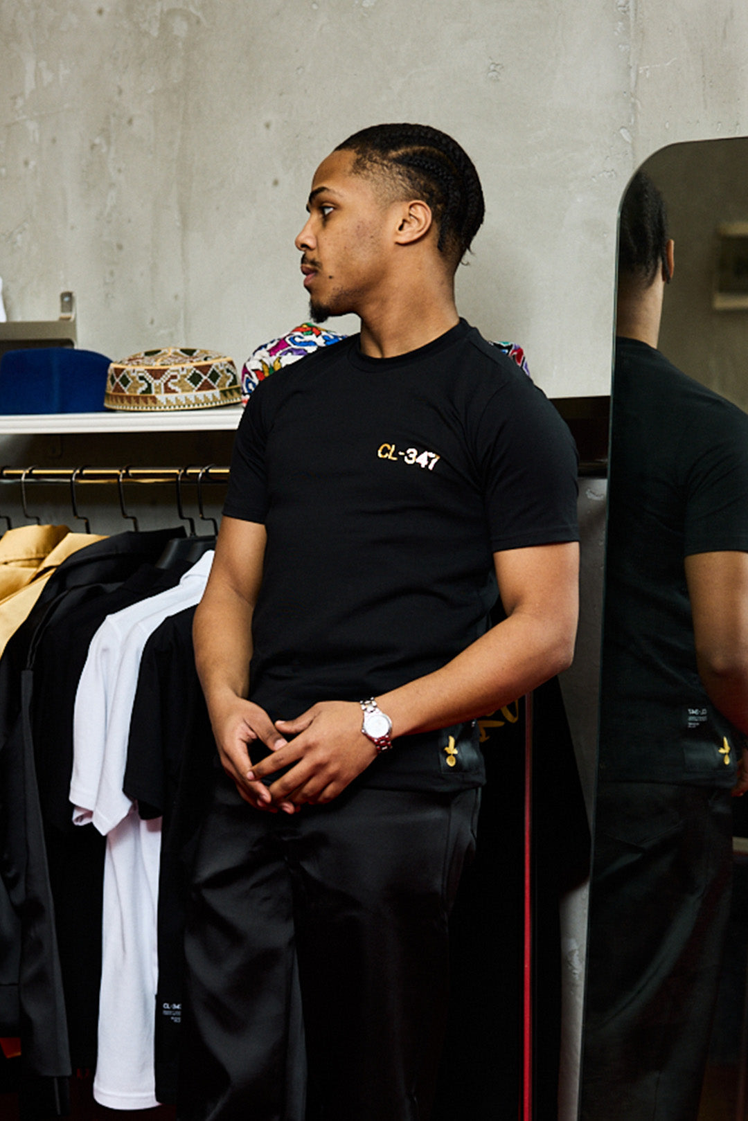 MÜHÜR STRAIGHT T-SHIRT BLACK