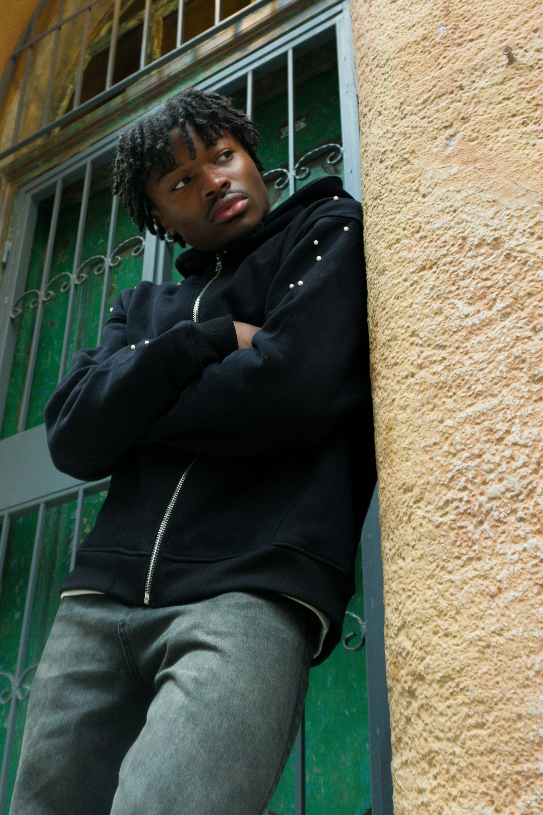 İnci Detaylı Kapüşonlu Ceket