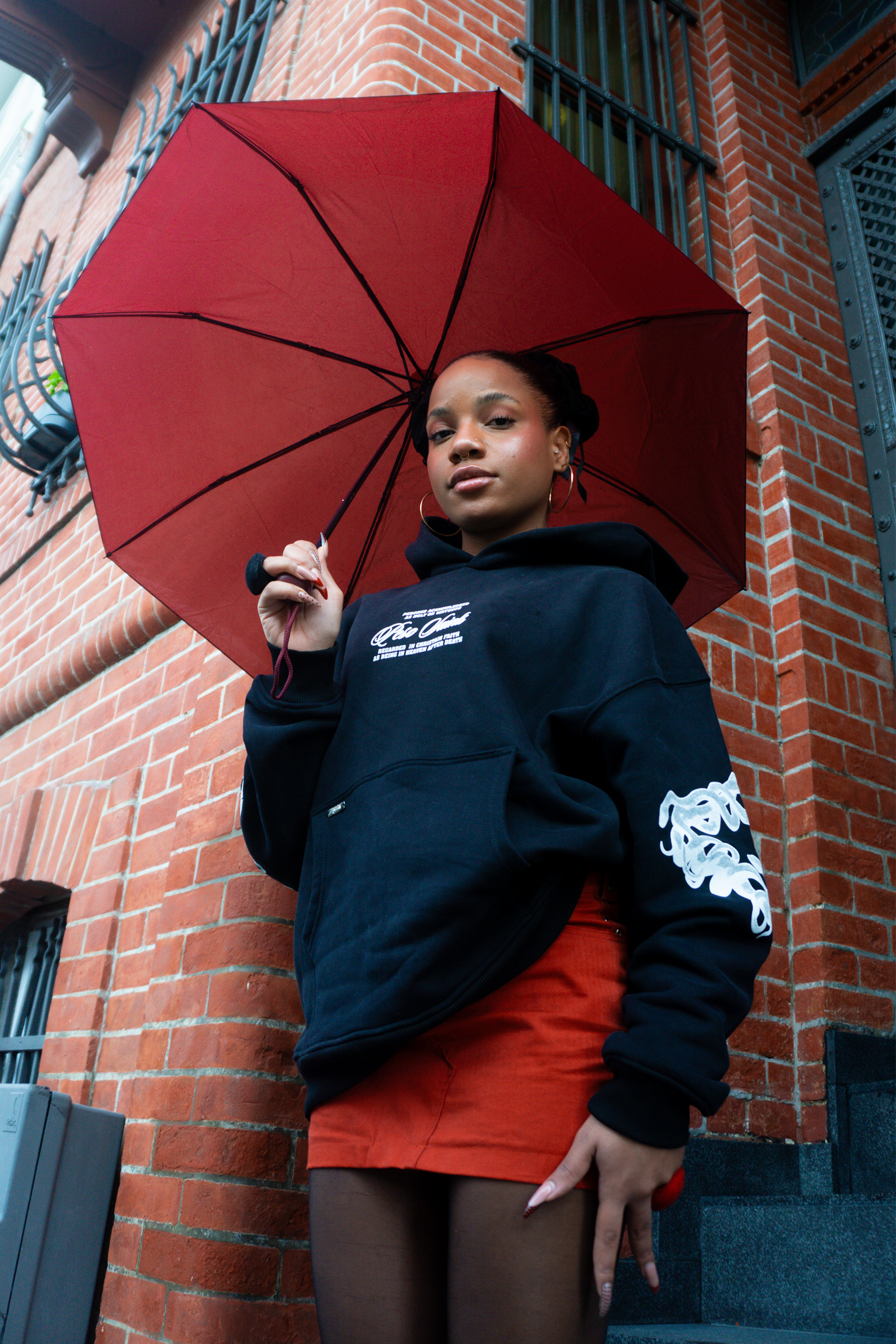 Kol Detaylı Siyah Oversize Hoodie