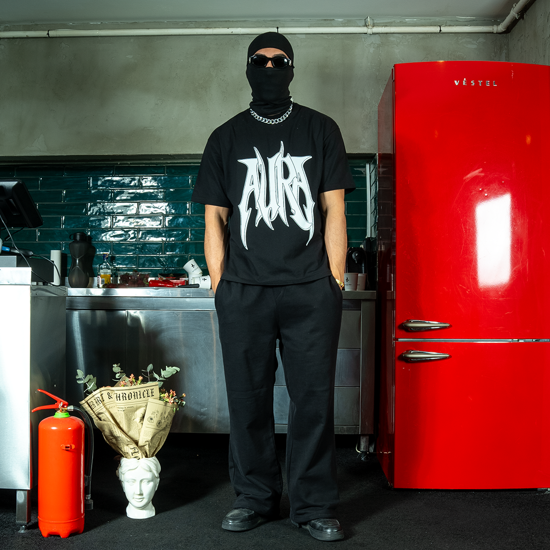 AURA OVERSIZE BOXY TEE