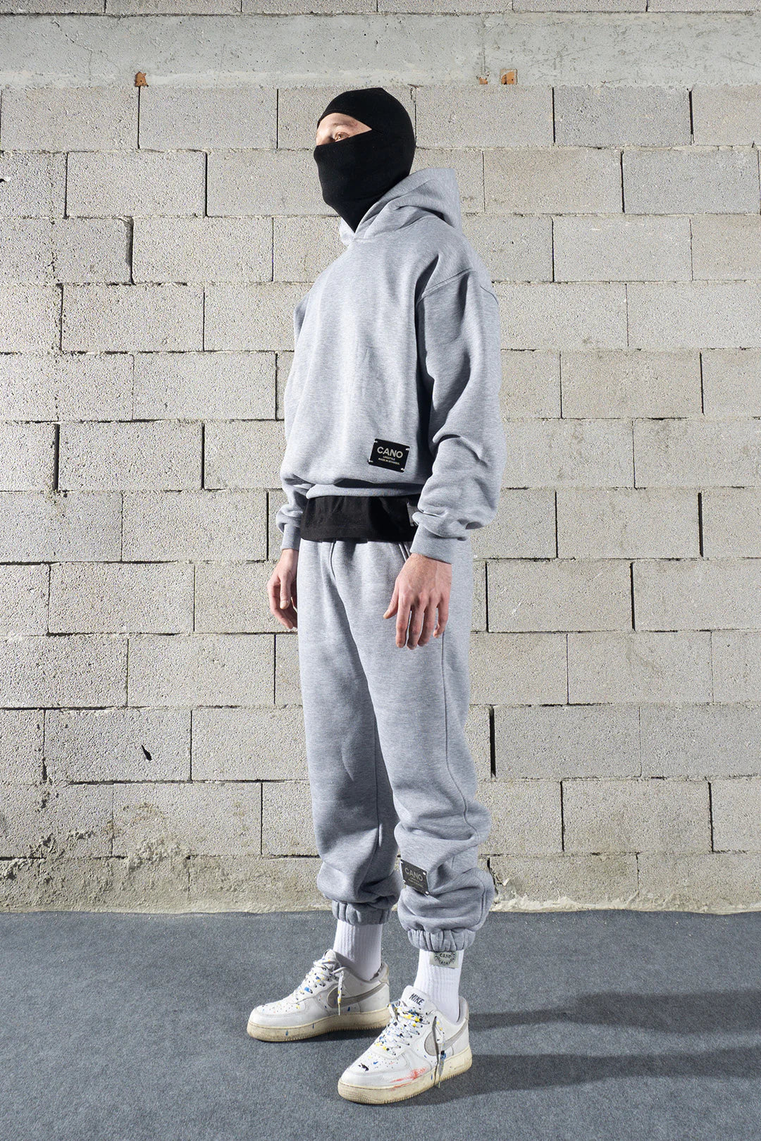 00:00 BOXY HOODIE GREY