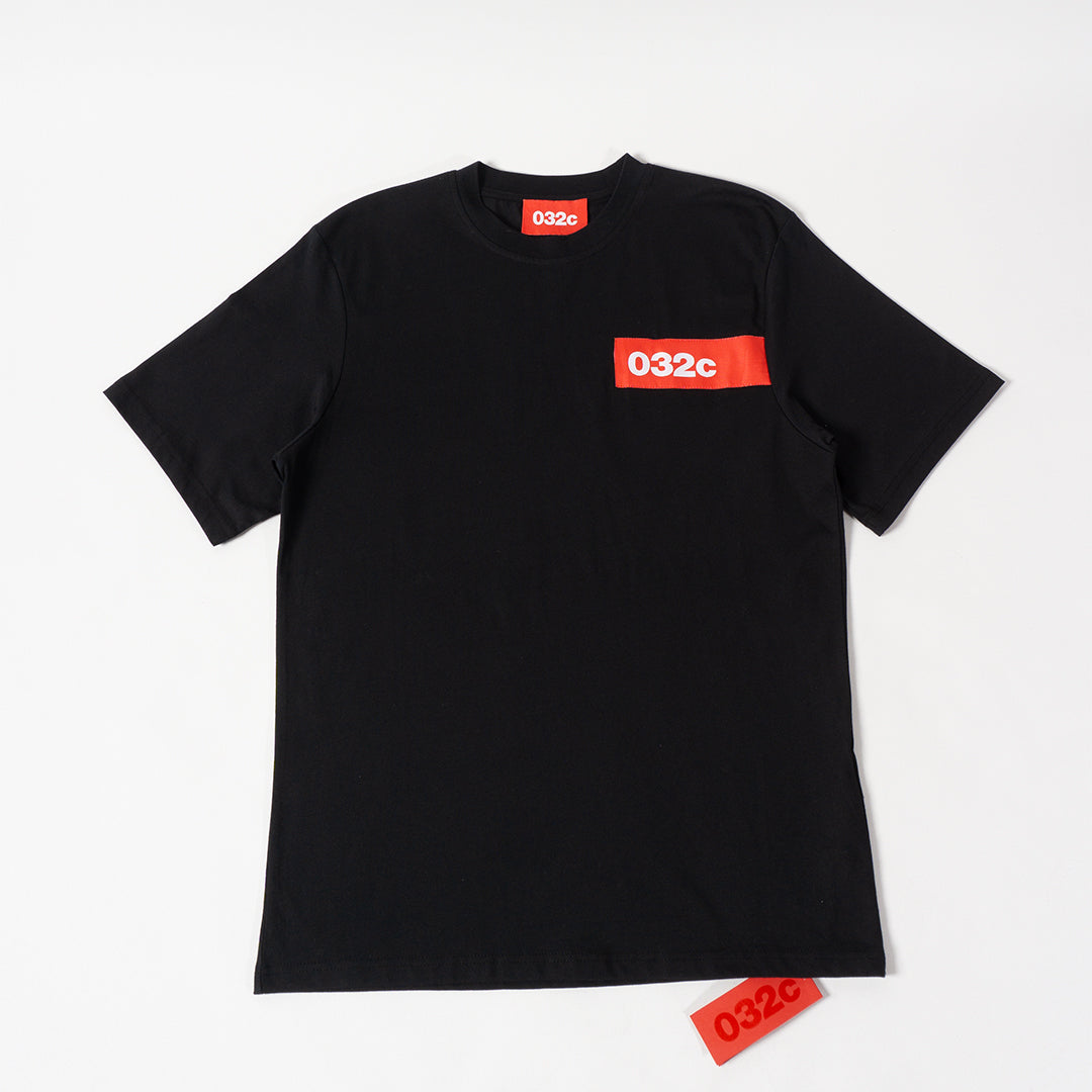 032C RED LOGO T-SHIRT