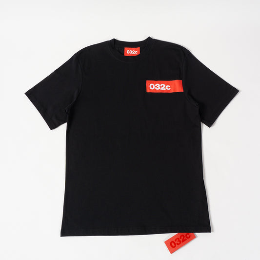 032C RED LOGO T-SHIRT