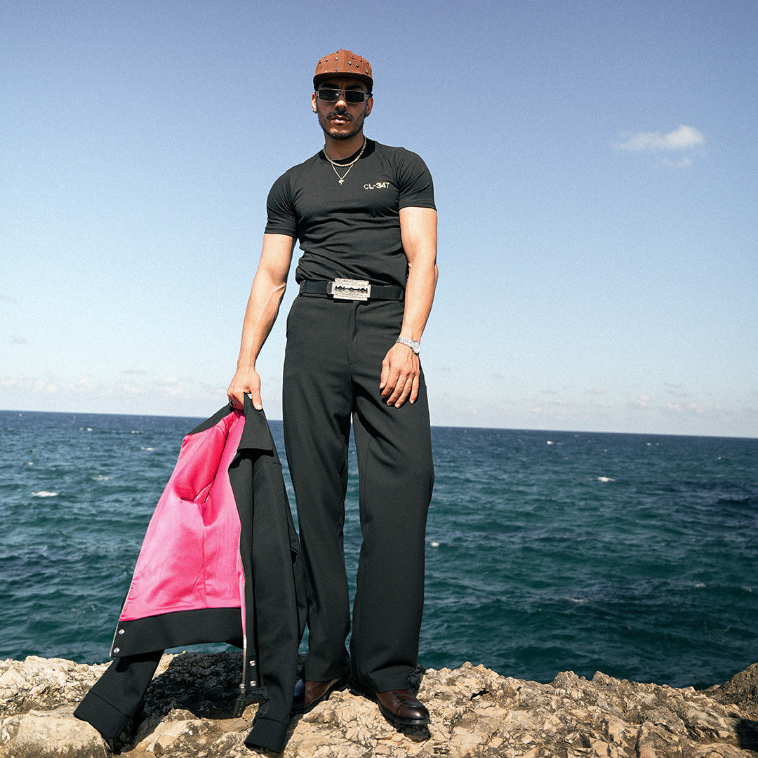 MÜHÜR STRAIGHT T-SHIRT BLACK